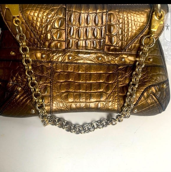 Designer METRO CITY Golden Handbag - Picture 6 of 6